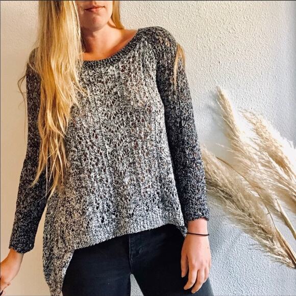 ANTHROPOLOGIE LeifNotes Grey Black White Two Tone Lace Back Sweater Pullover M - Picture 4 of 10